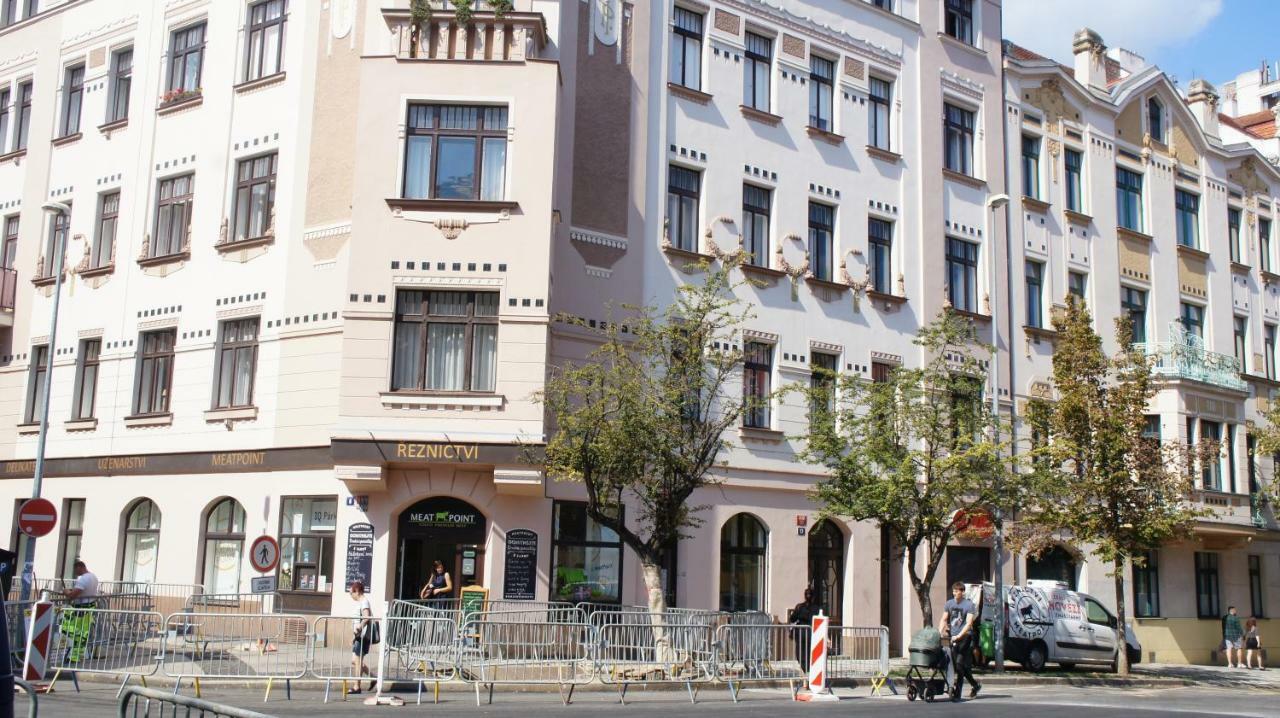 7 Bubenecska * Praga